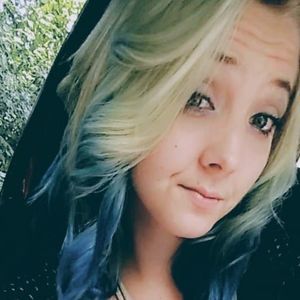 Meet your Posher, Hali